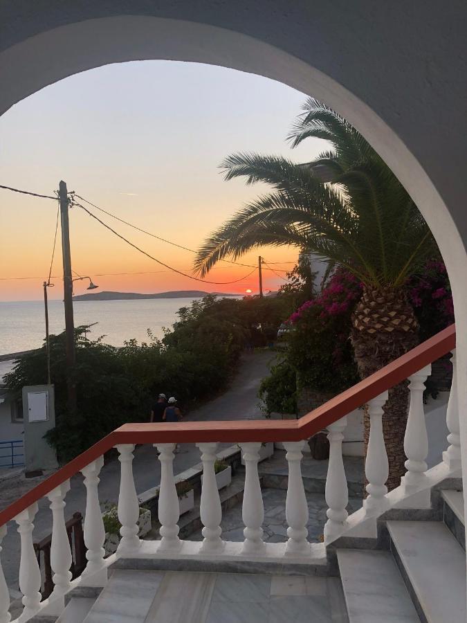 Villa Bonatsa Andros Home Batsíon Exterior foto