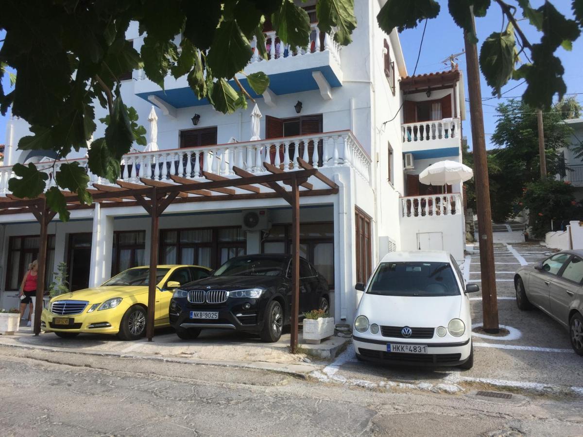 Villa Bonatsa Andros Home Batsíon Exterior foto