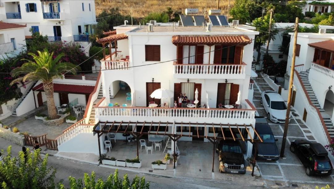 Villa Bonatsa Andros Home Batsíon Exterior foto