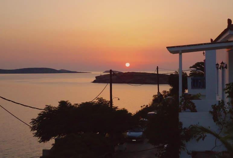 Villa Bonatsa Andros Home Batsíon Exterior foto